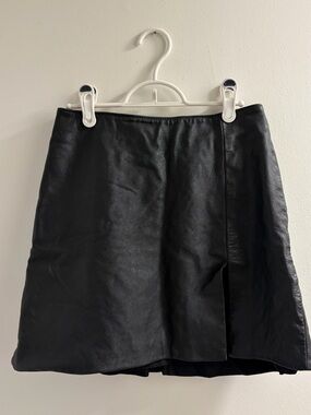 100% Leather Mini Skirt